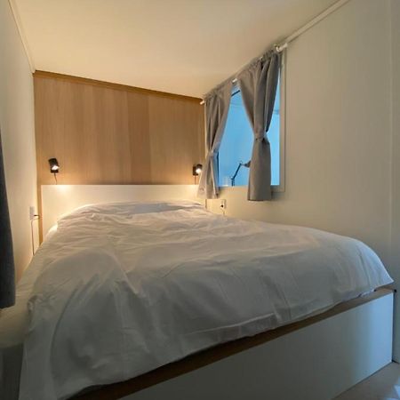 Entire Renovated Apartment From 1780 With Kitchen, Bath, Bedroom, And Living Room In Skuteviken Bergen Bagian luar foto