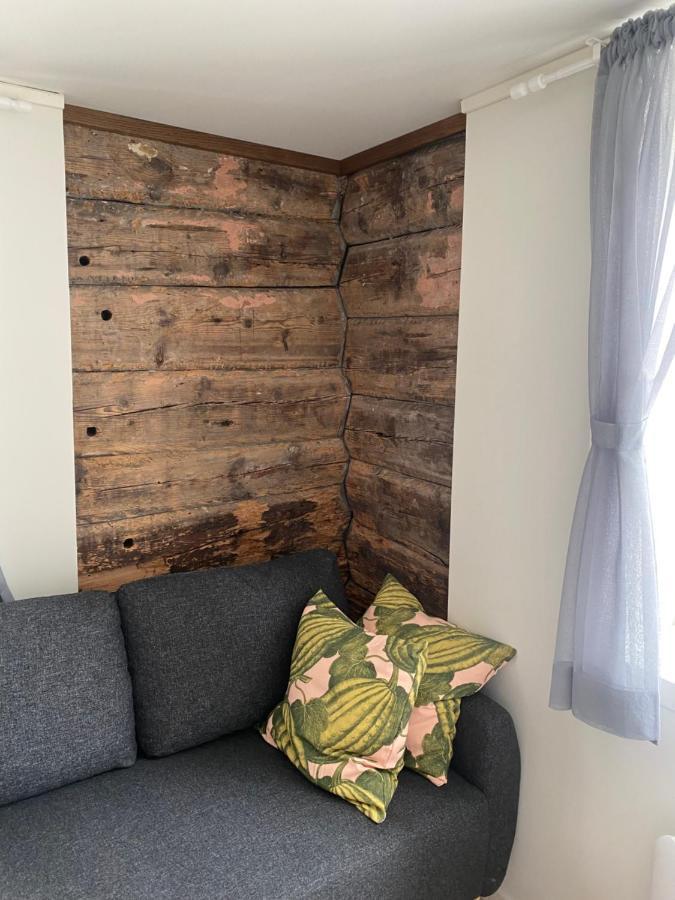 Entire Renovated Apartment From 1780 With Kitchen, Bath, Bedroom, And Living Room In Skuteviken Bergen Bagian luar foto